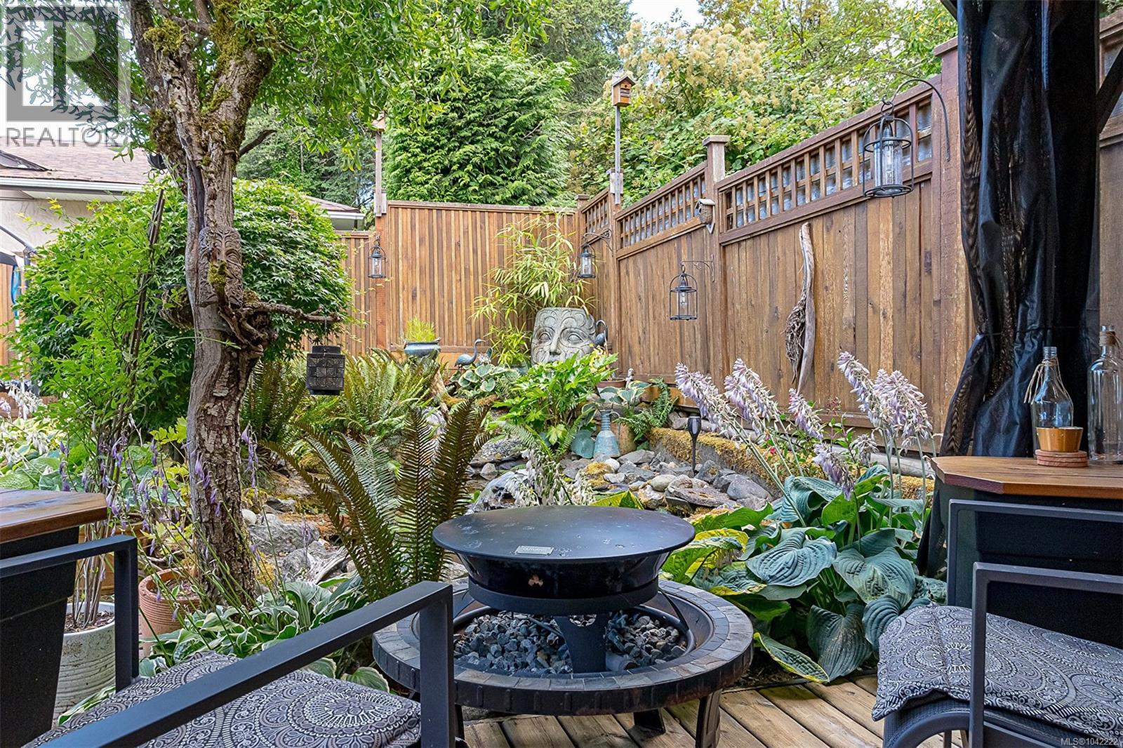 328 Tyrrell Rd - 48