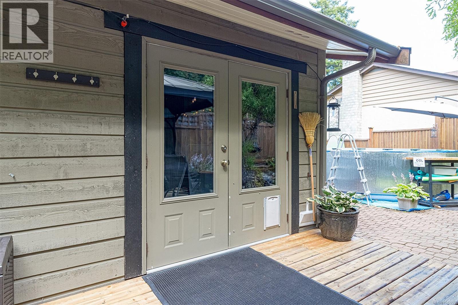 328 Tyrrell Rd - 44
