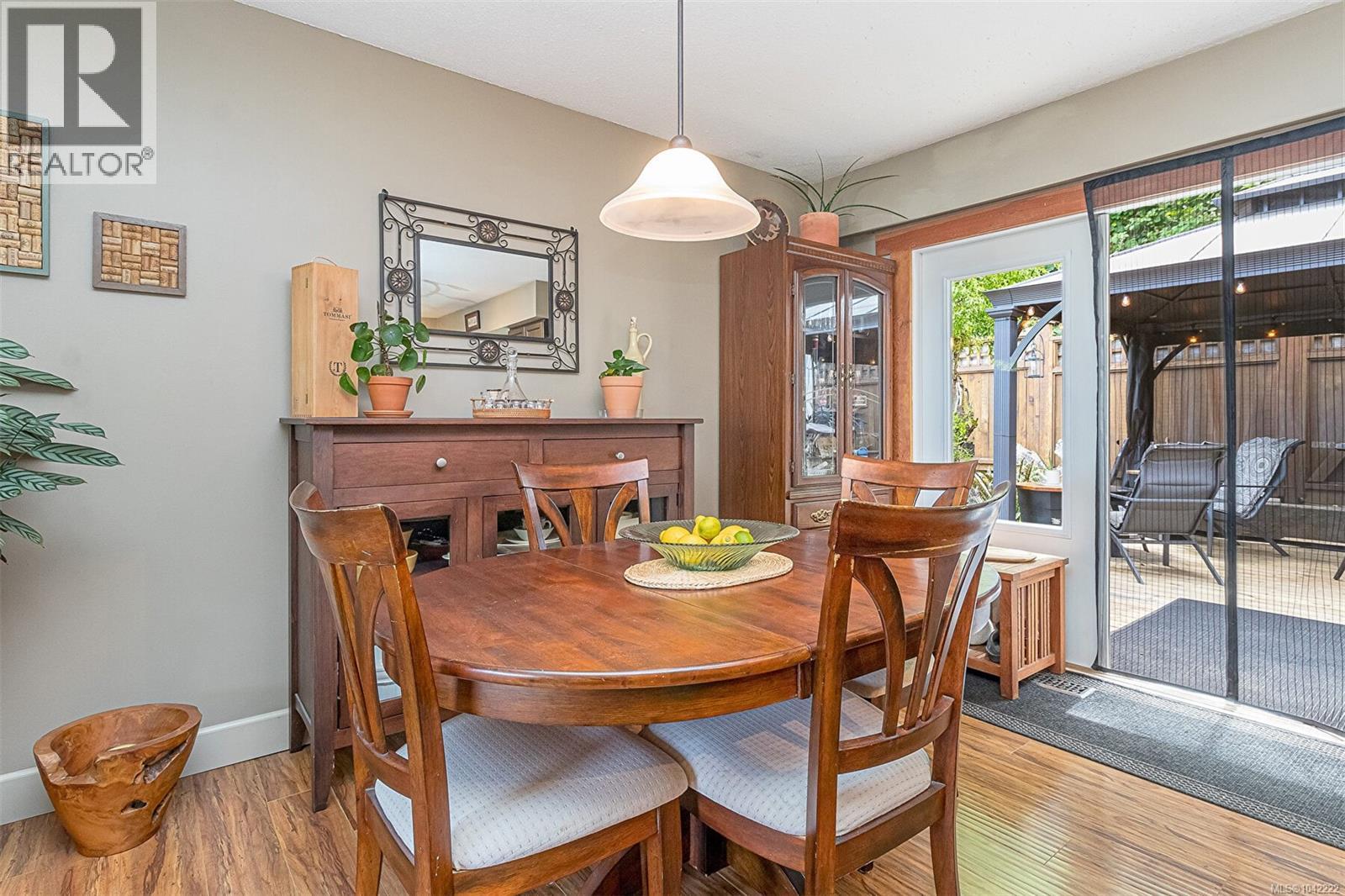 328 Tyrrell Rd - 18