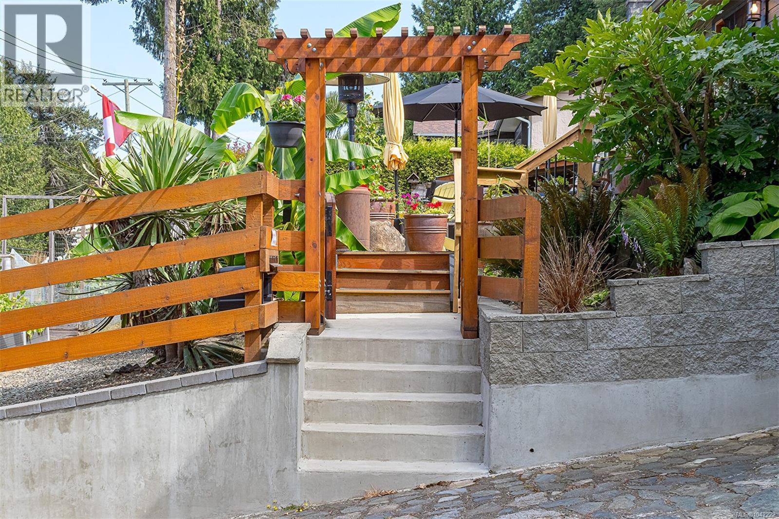 328 Tyrrell Rd - 7