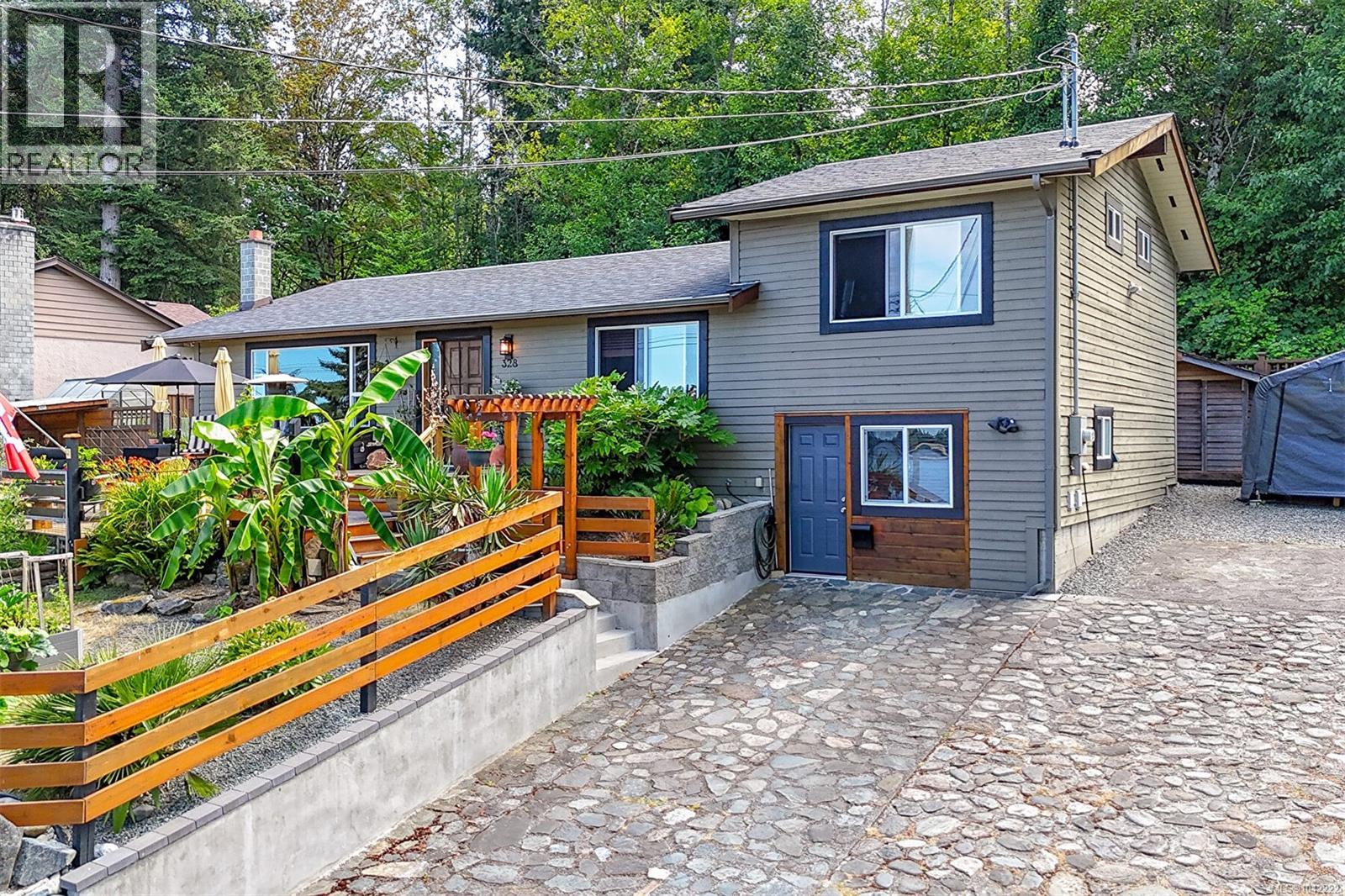 328 Tyrrell Rd - 2