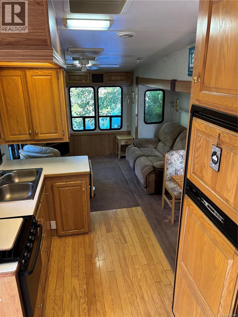 #F14 2650 Turnbull Rd - 5