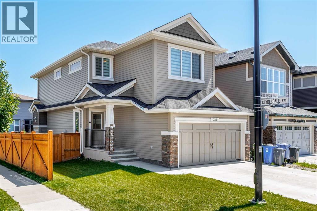 225 Buckskin Way, Cochrane