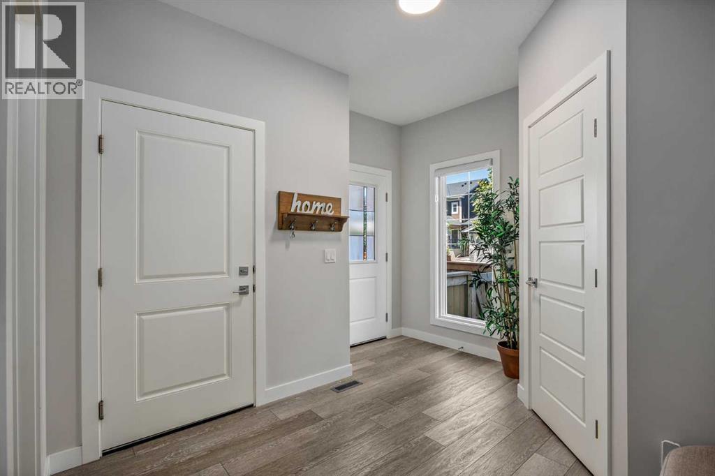 225 Buckskin Way, Cochrane
