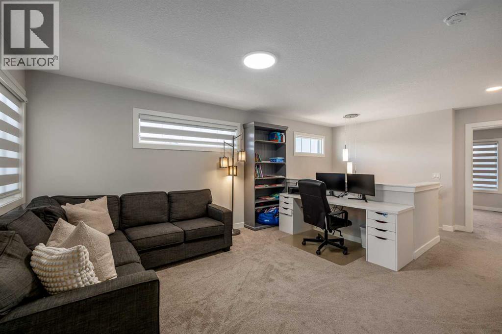 225 Buckskin Way, Cochrane