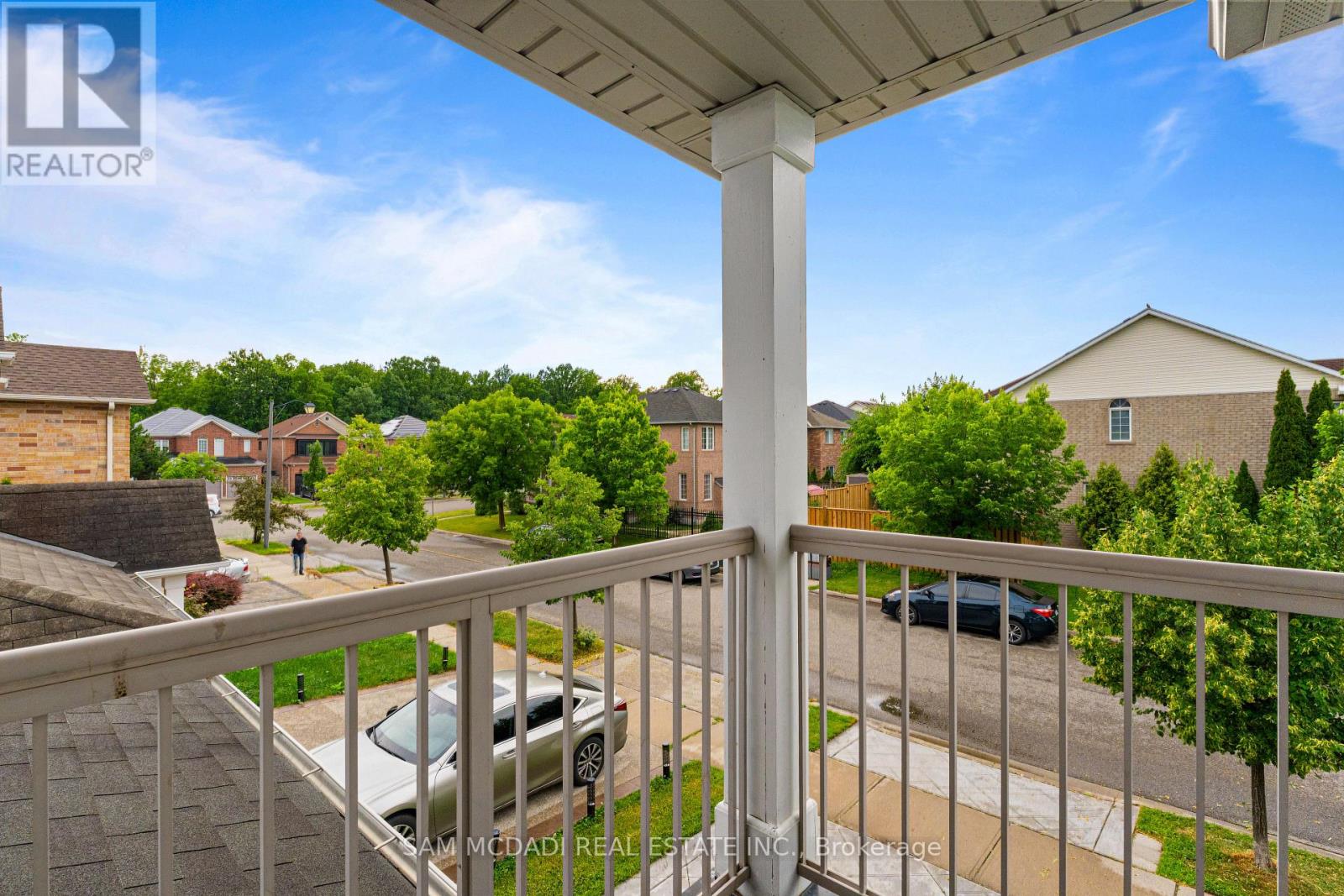 1190 FOX CRESCENT - 17