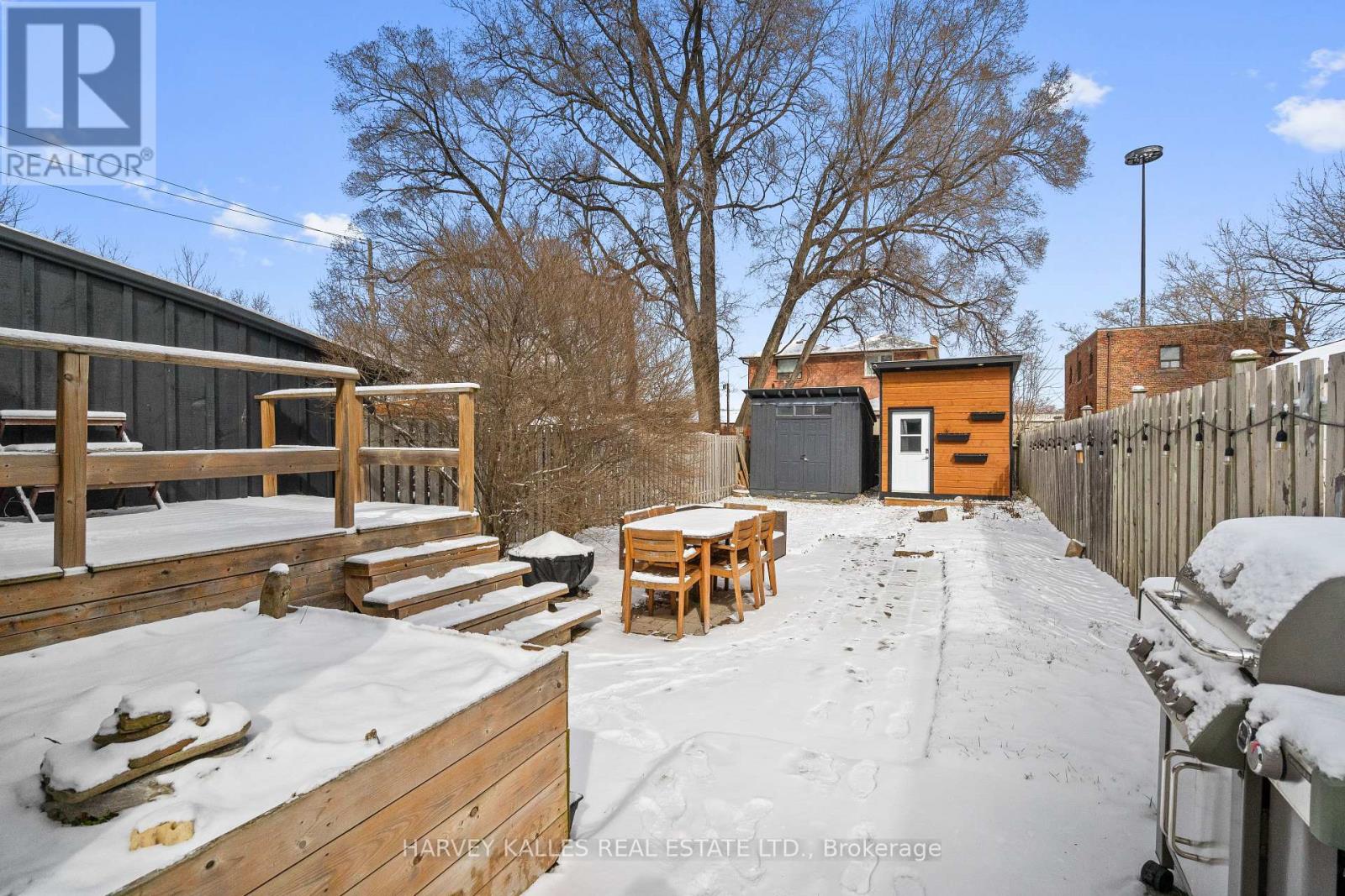 14 MANITOBA STREET - 42