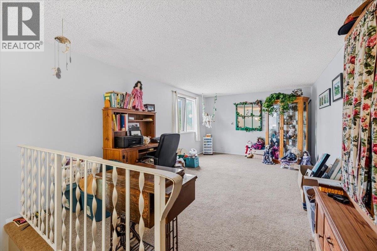 3715 Vanlerberg Road - 27