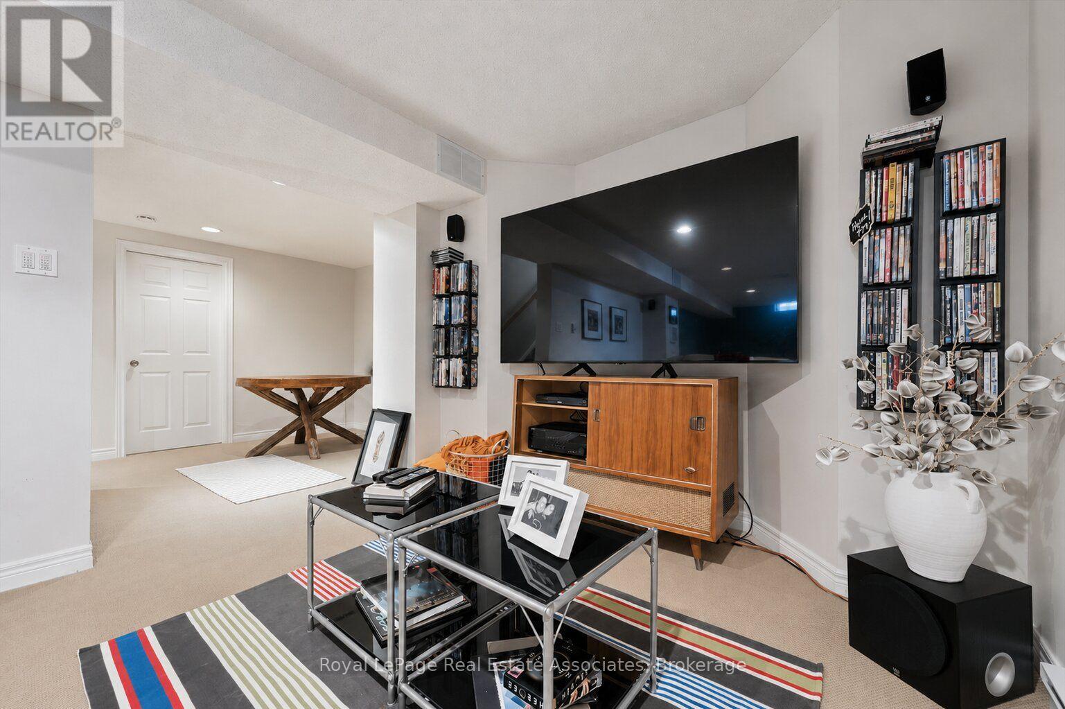 3344 TRELAWNY CIRCLE - Image 30