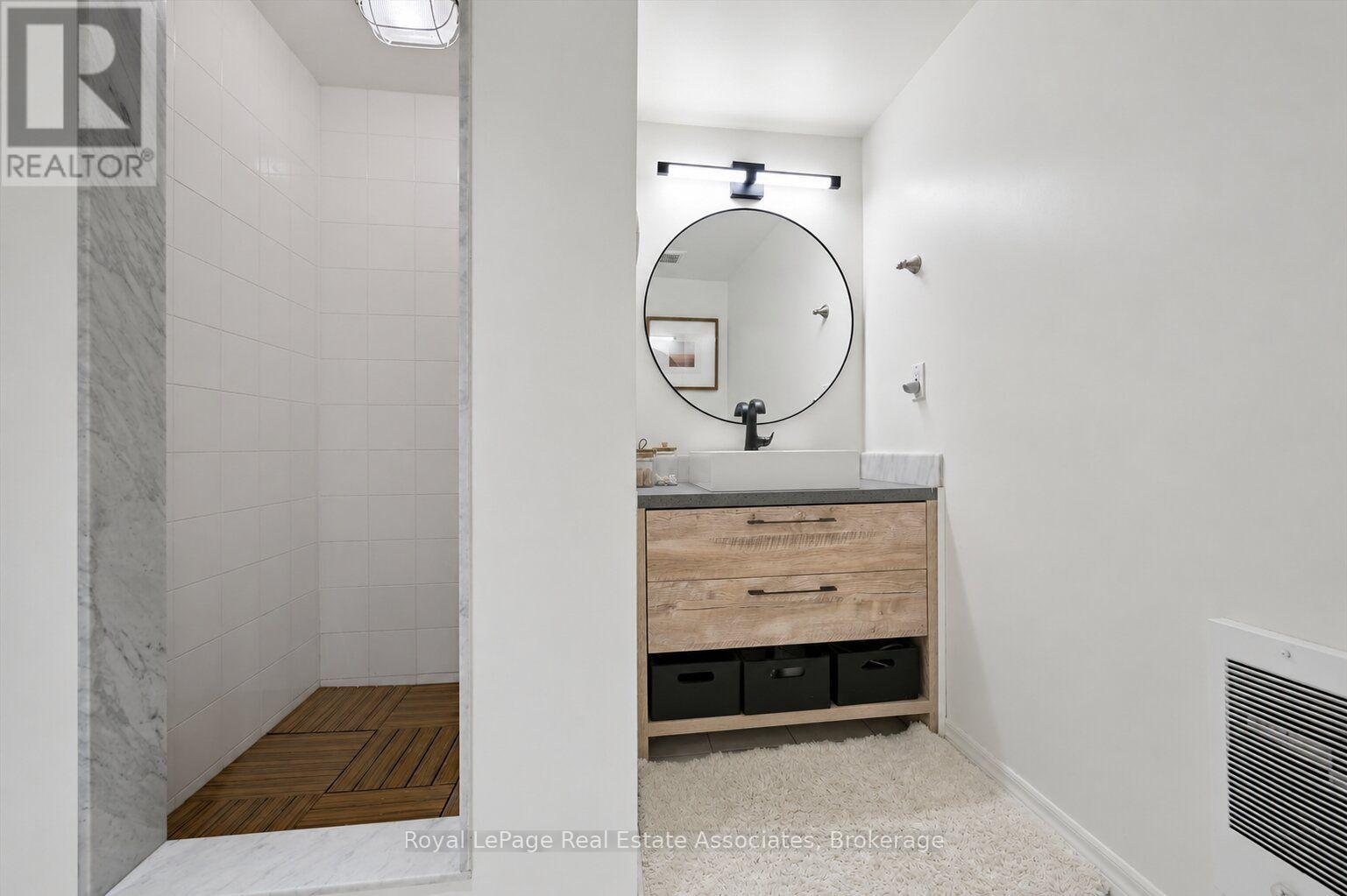 3344 TRELAWNY CIRCLE - Image 33