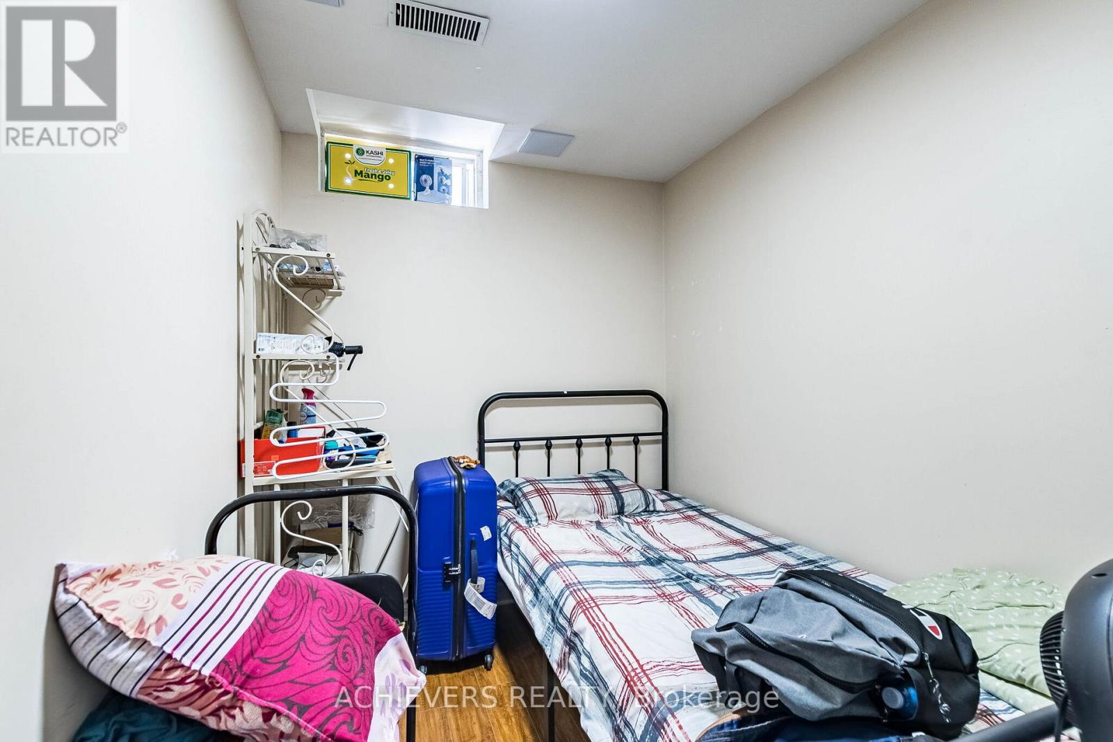 74 CHARCOAL WAY - 43