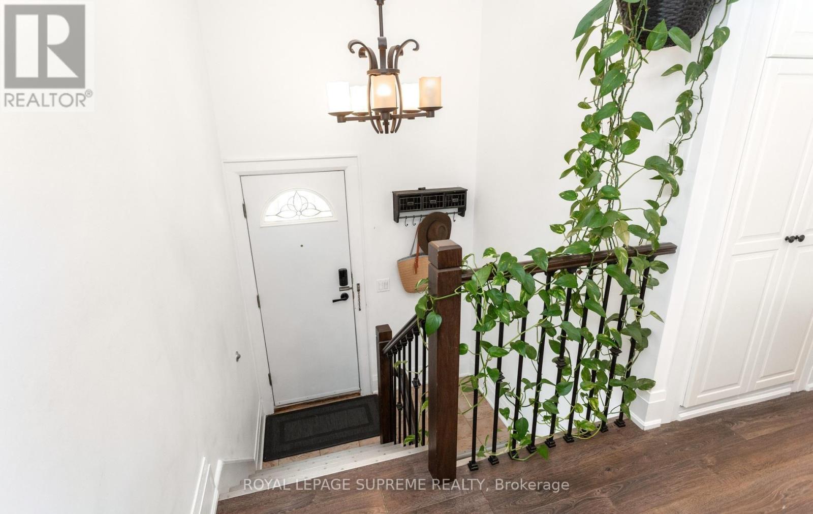50 BROOKSIDE AVENUE - Image 33