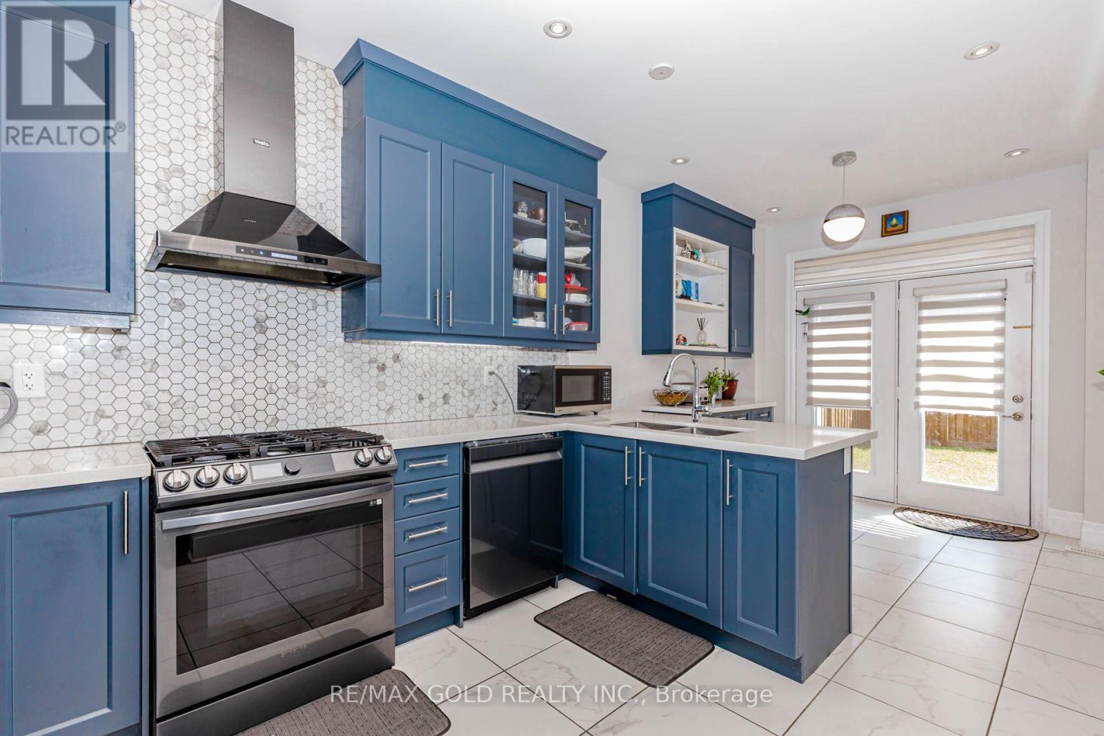 7 OVERSTONE ROAD - 11
