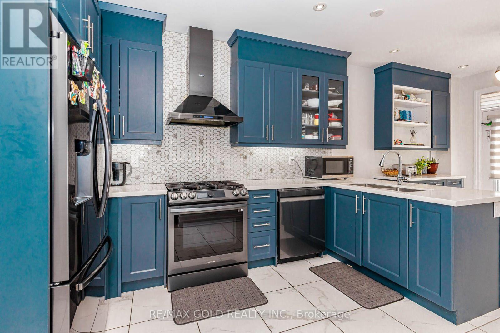 7 OVERSTONE ROAD - 12