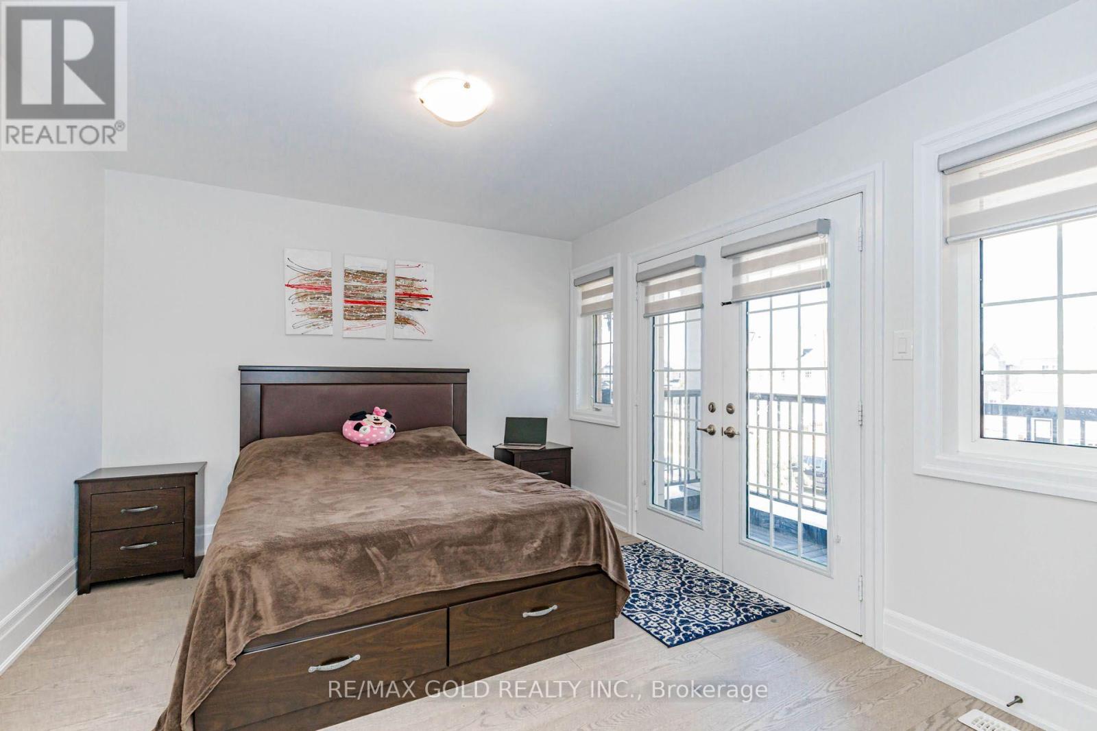 7 OVERSTONE ROAD - 30