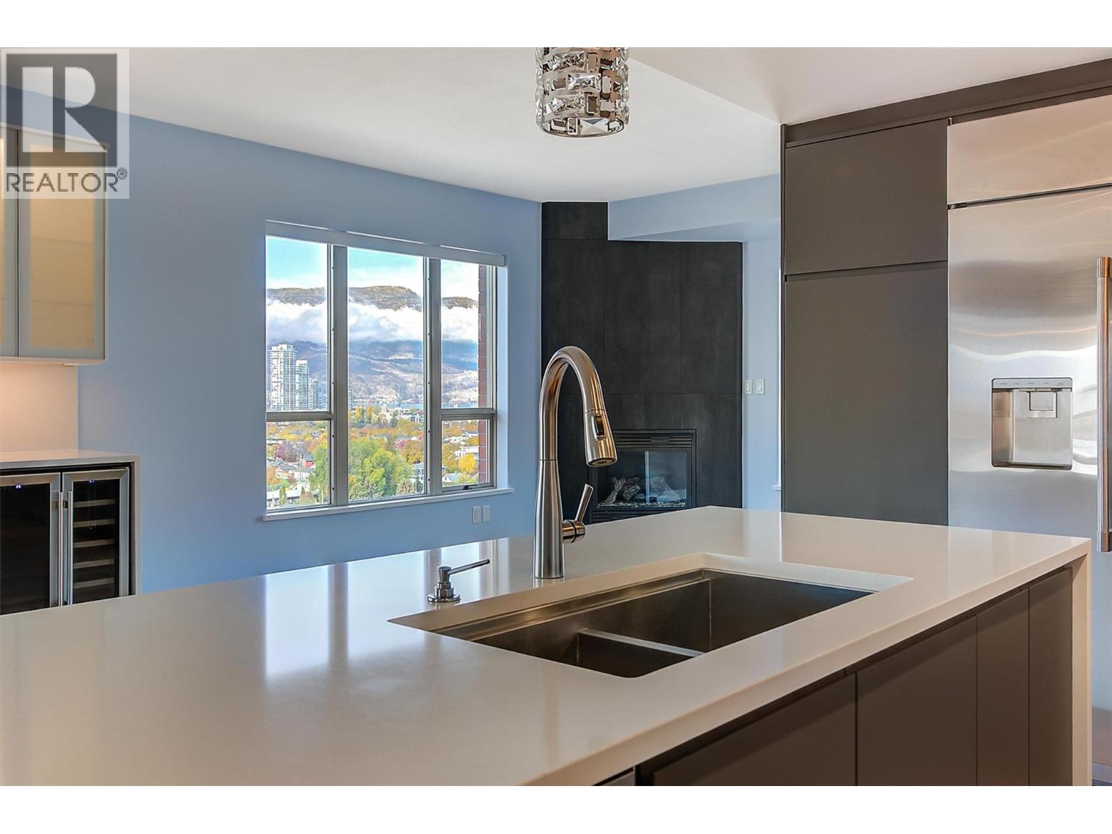 #1209 1160 Bernard Avenue - 3