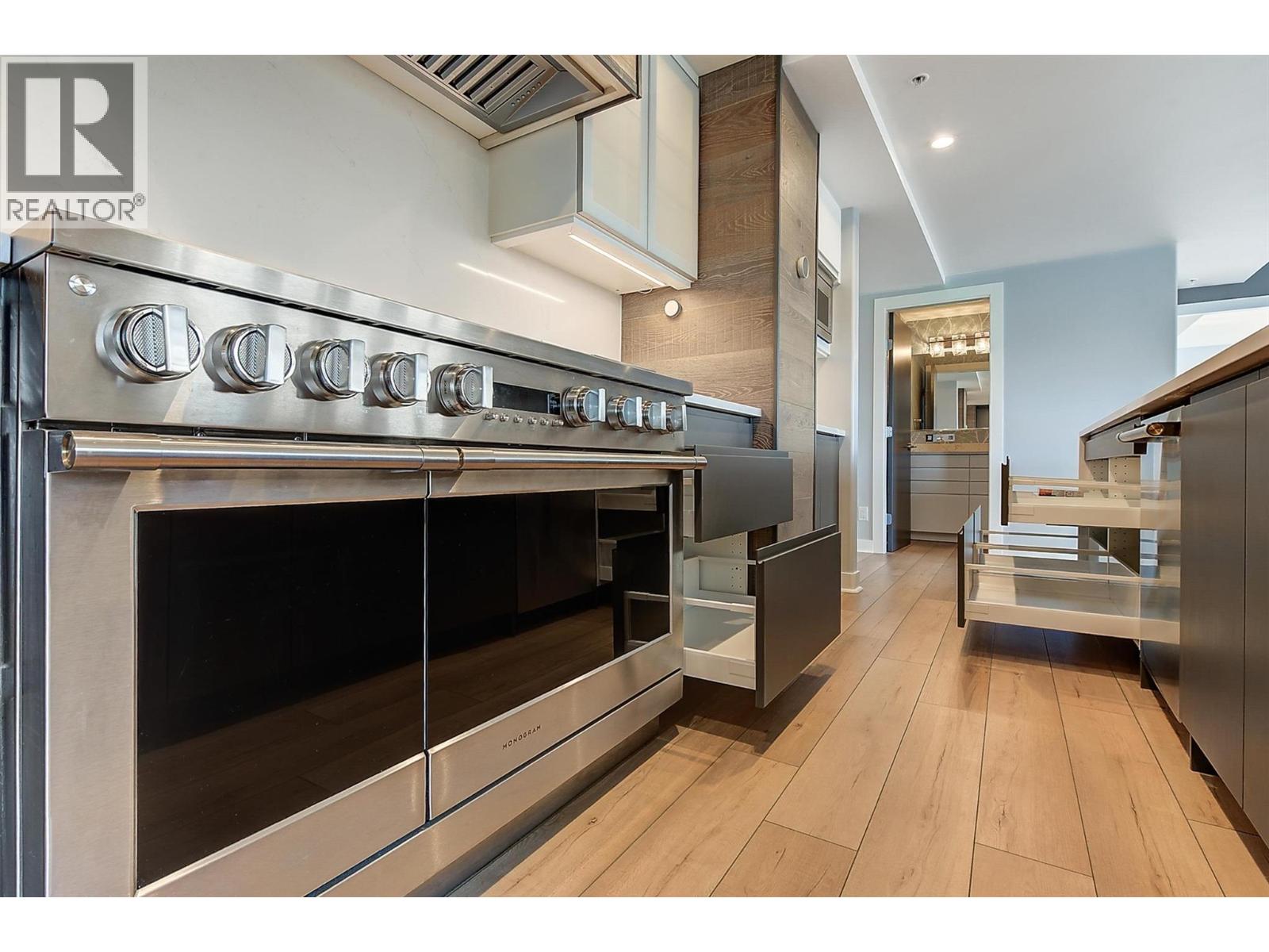 #1209 1160 Bernard Avenue - 4