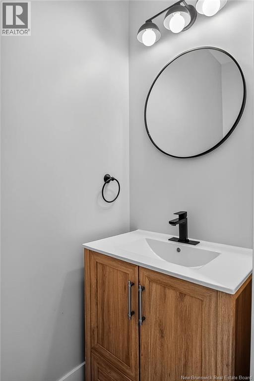 B Oakhill Crescent - 24