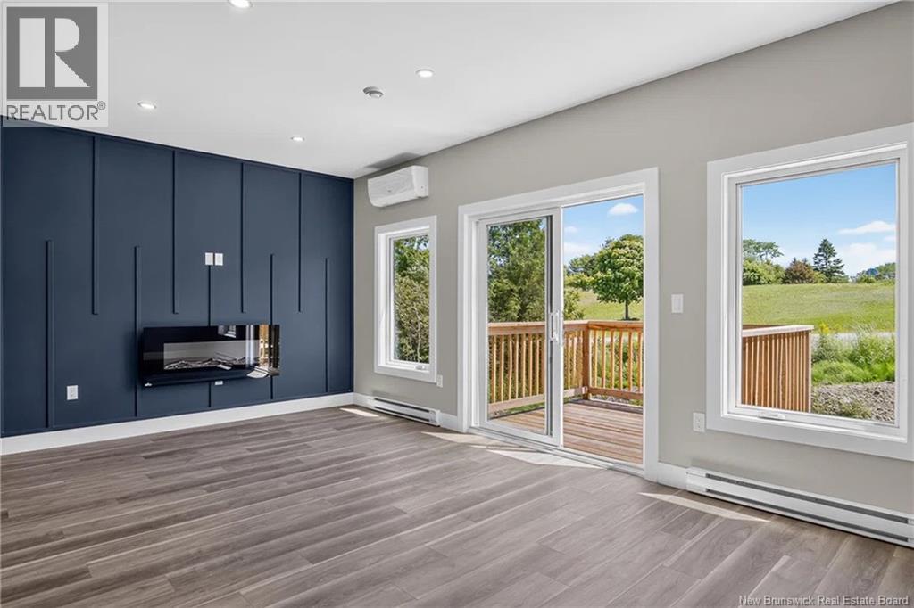 A Oakhill Crescent - 13