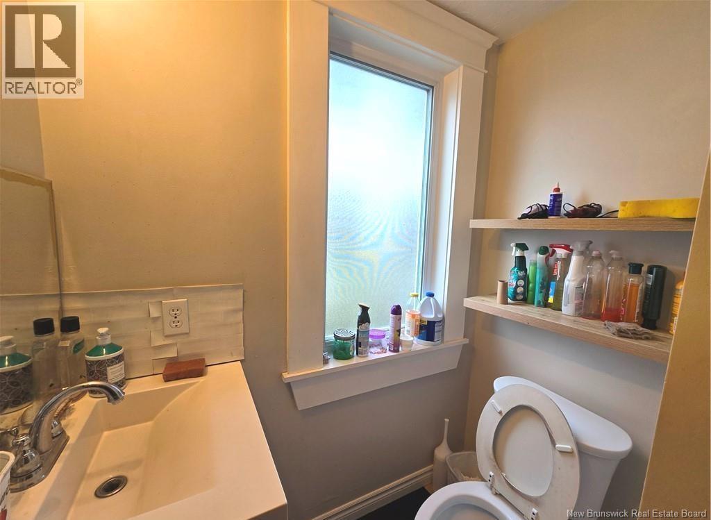 354 Cameron Street - 13