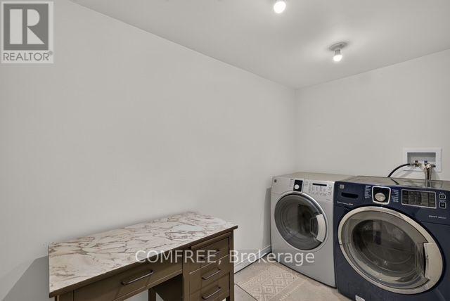 190 RATHOWEN STREET - 50