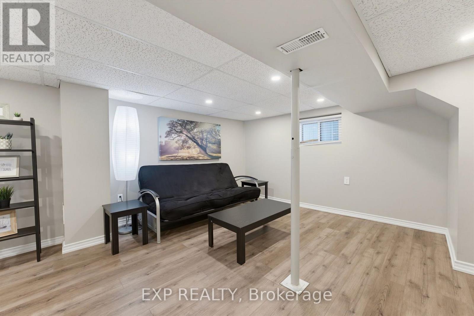 735 DUNN AVENUE - 23