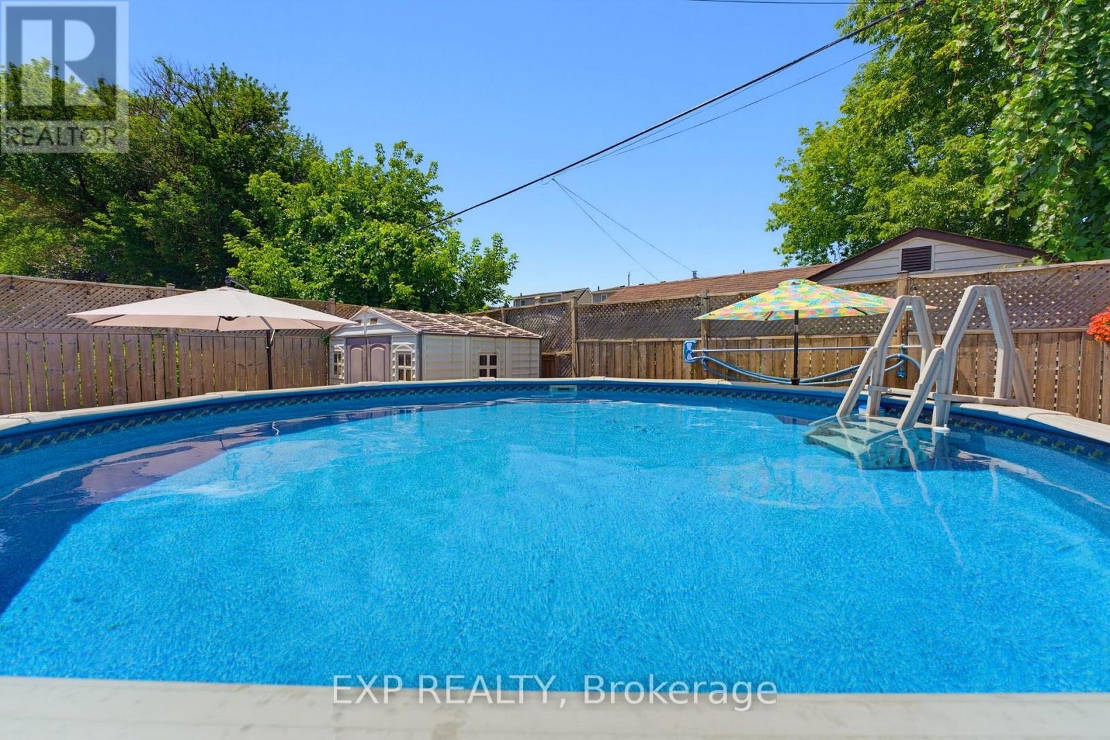 735 DUNN AVENUE - 30