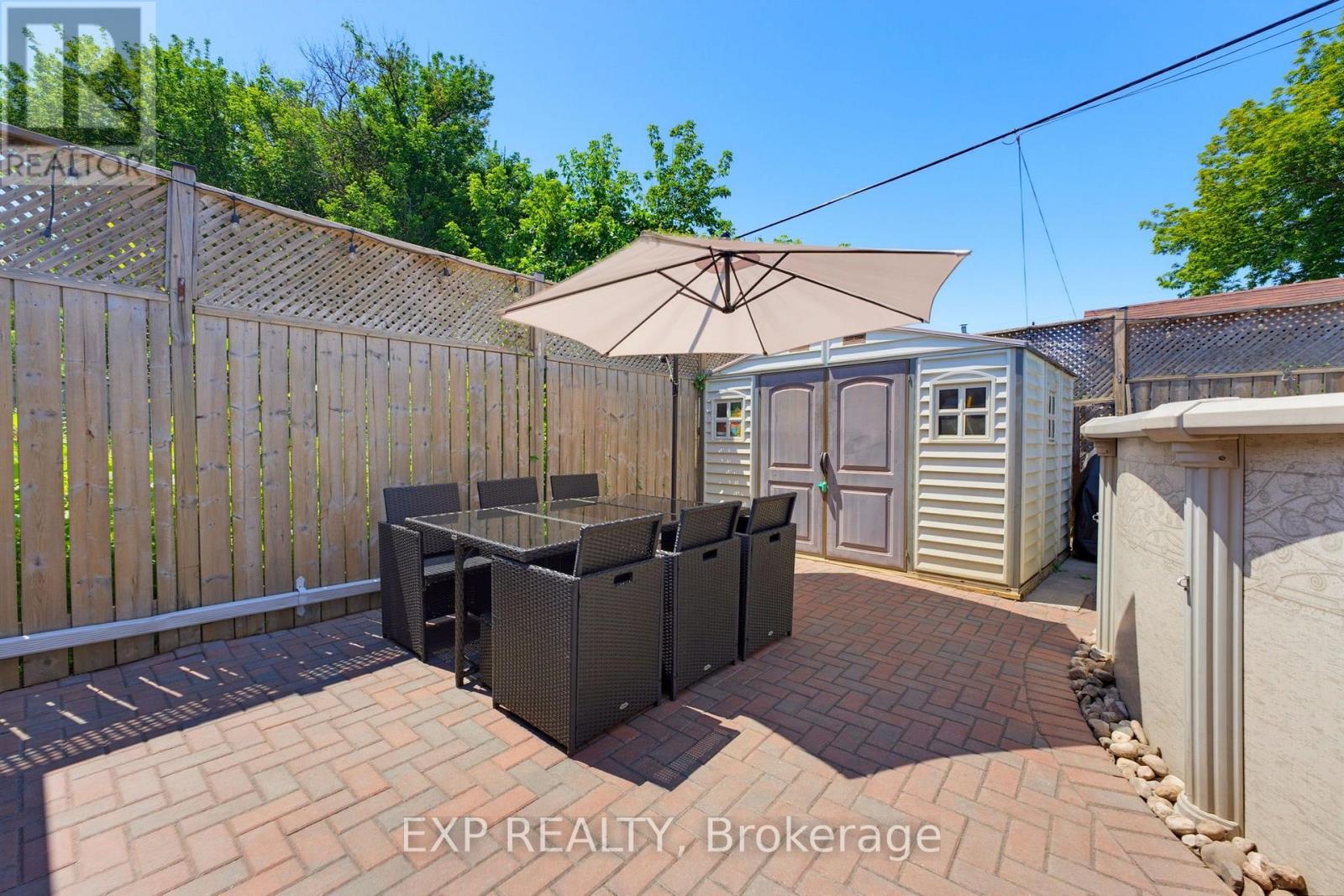 735 DUNN AVENUE - 32