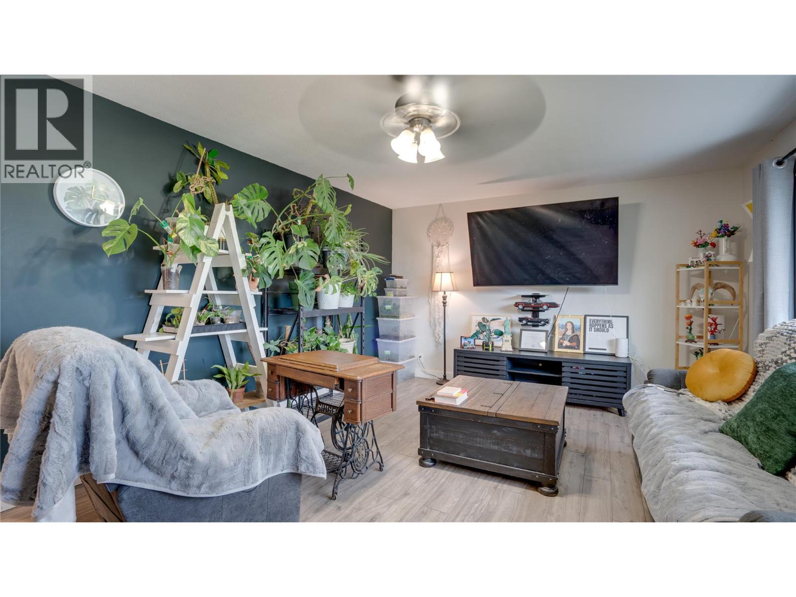 2025 Catt Avenue - 10