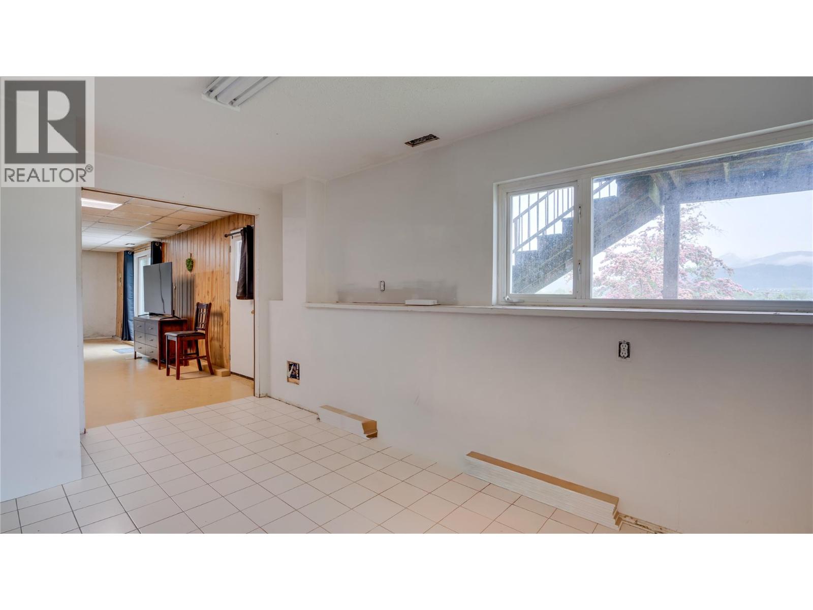 2025 Catt Avenue - 24