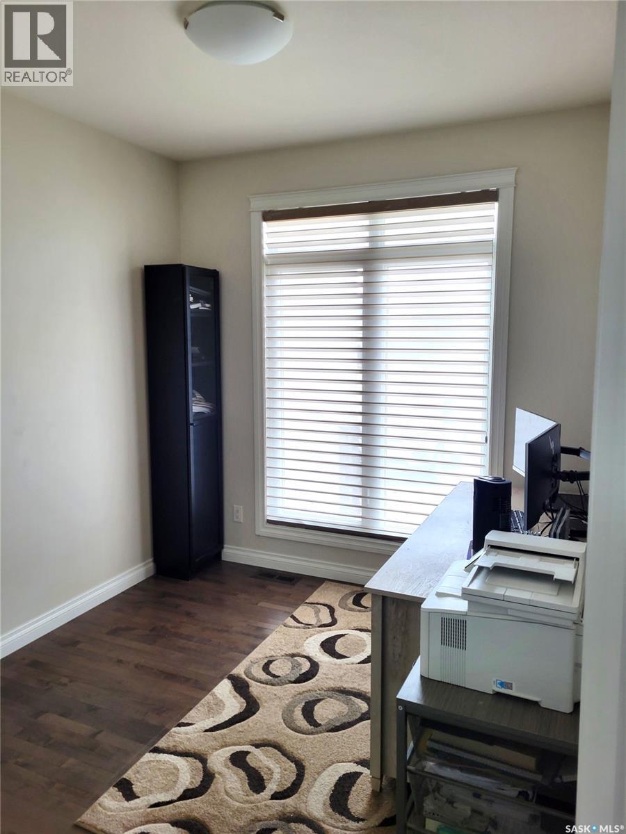 718 Patrick BAY - 12