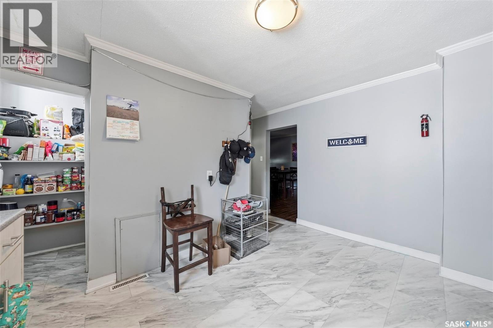 817 8th AVENUE N - 11