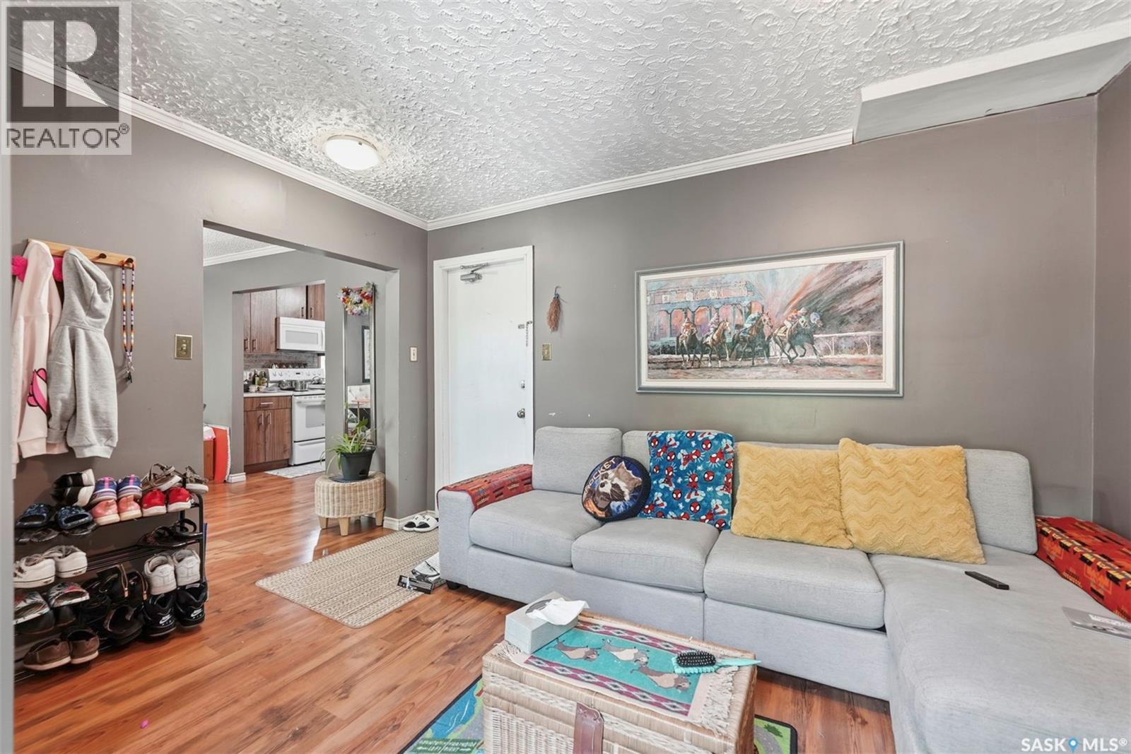 817 8th AVENUE N - 13