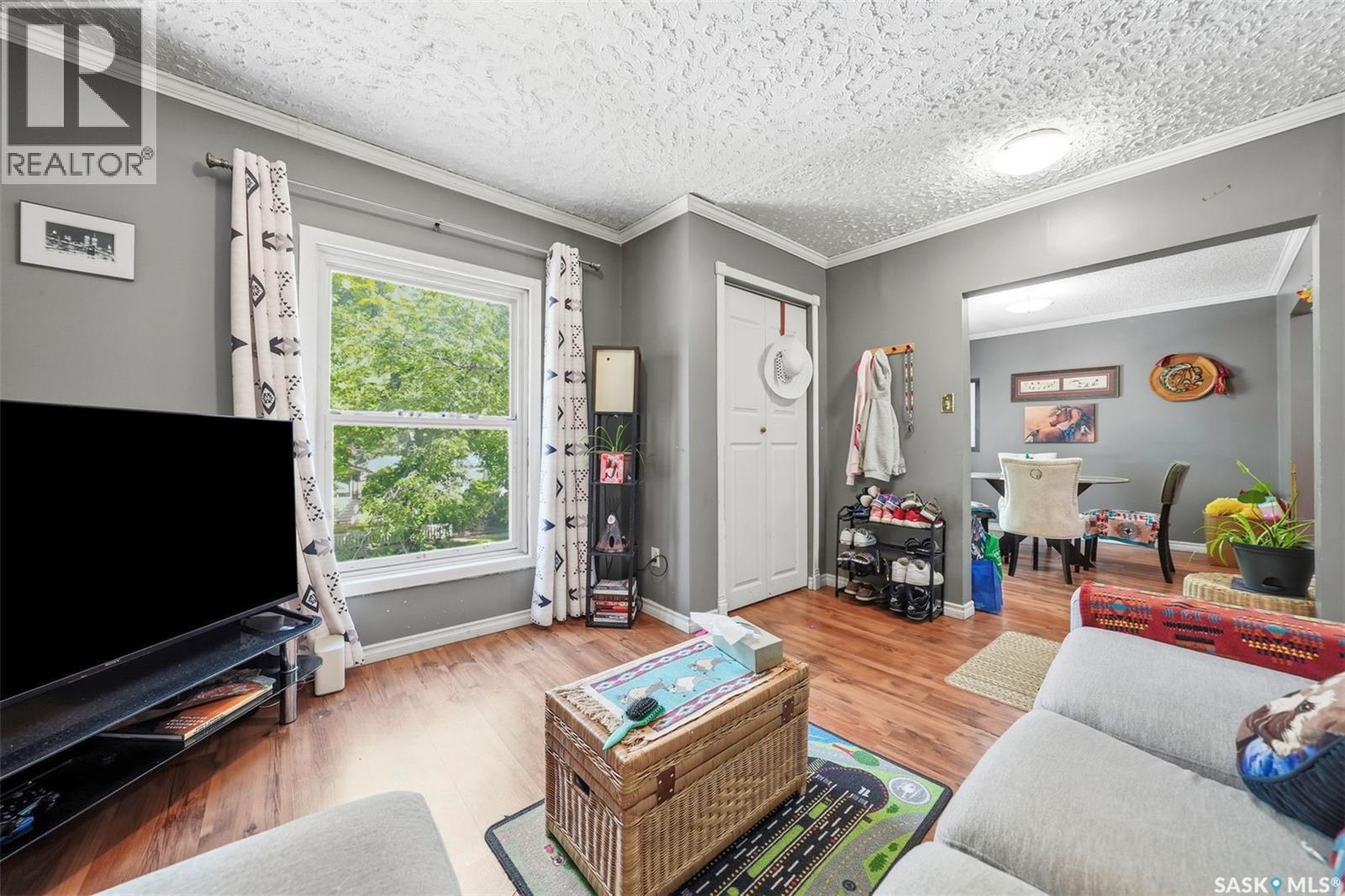 817 8th AVENUE N - 14