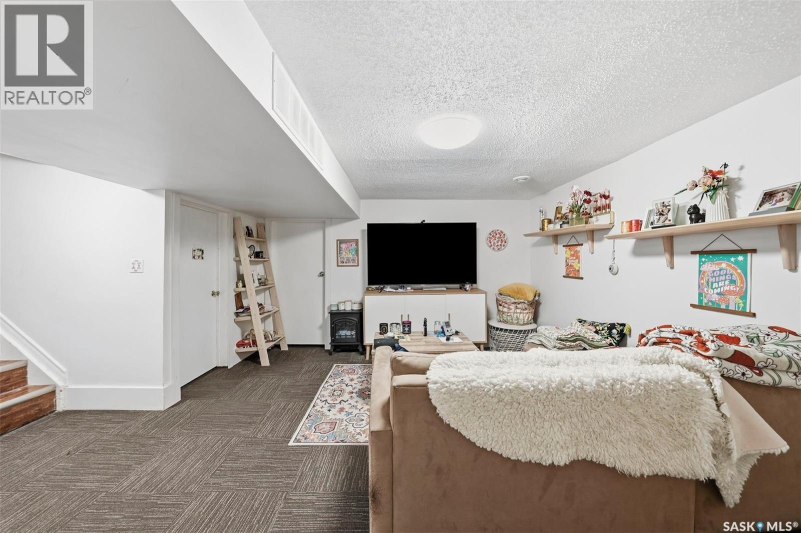 817 8th AVENUE N - 34
