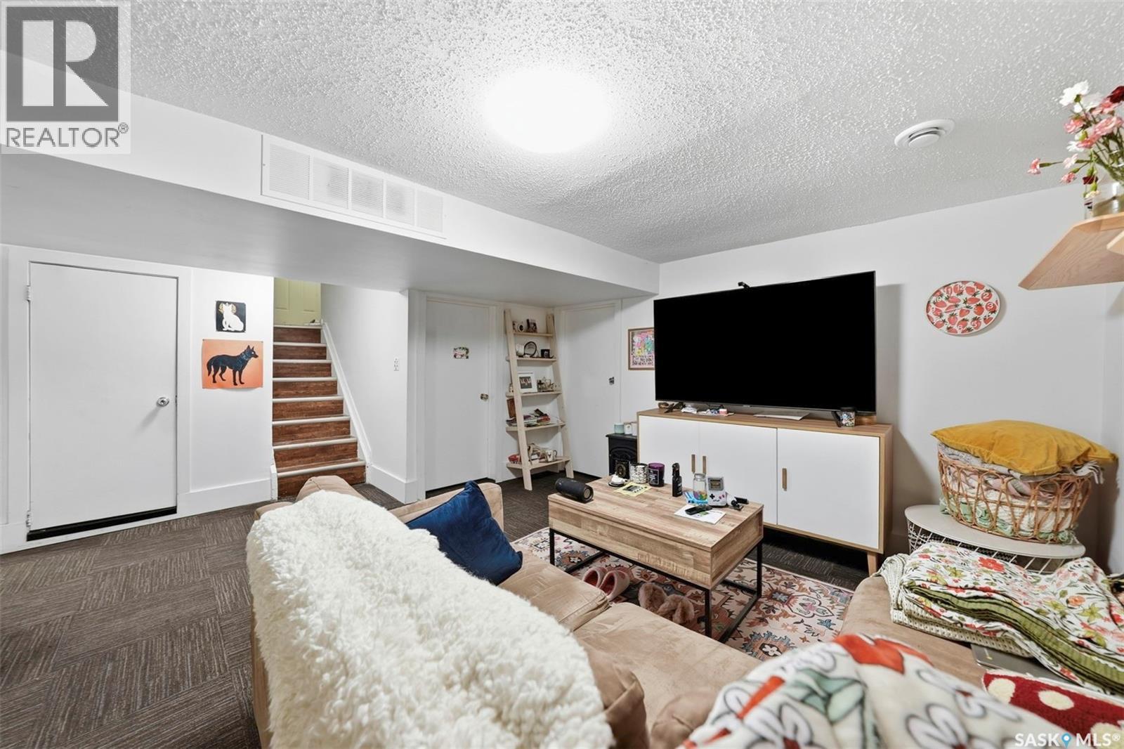 817 8th AVENUE N - 36