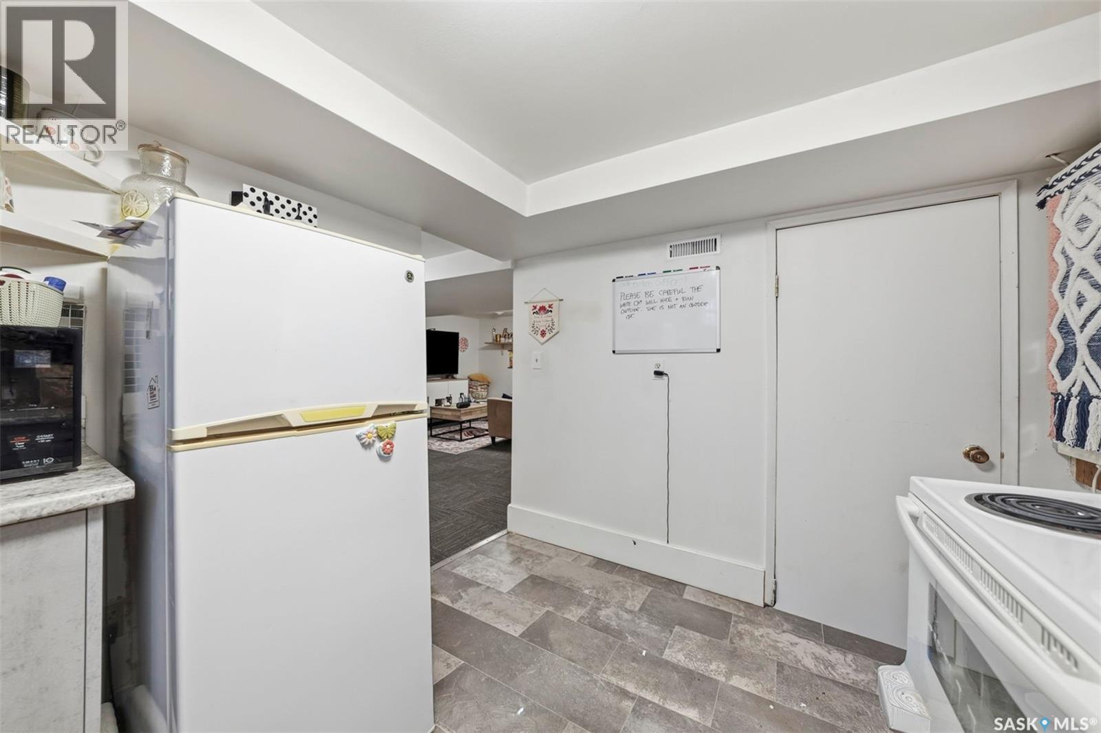 817 8th AVENUE N - 42