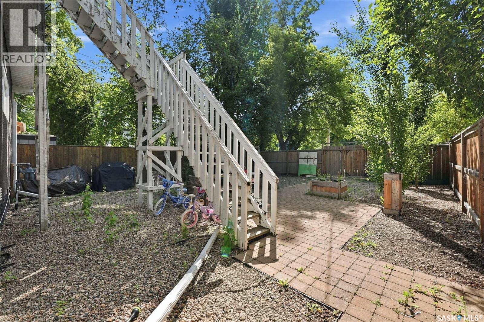 817 8th AVENUE N - 45