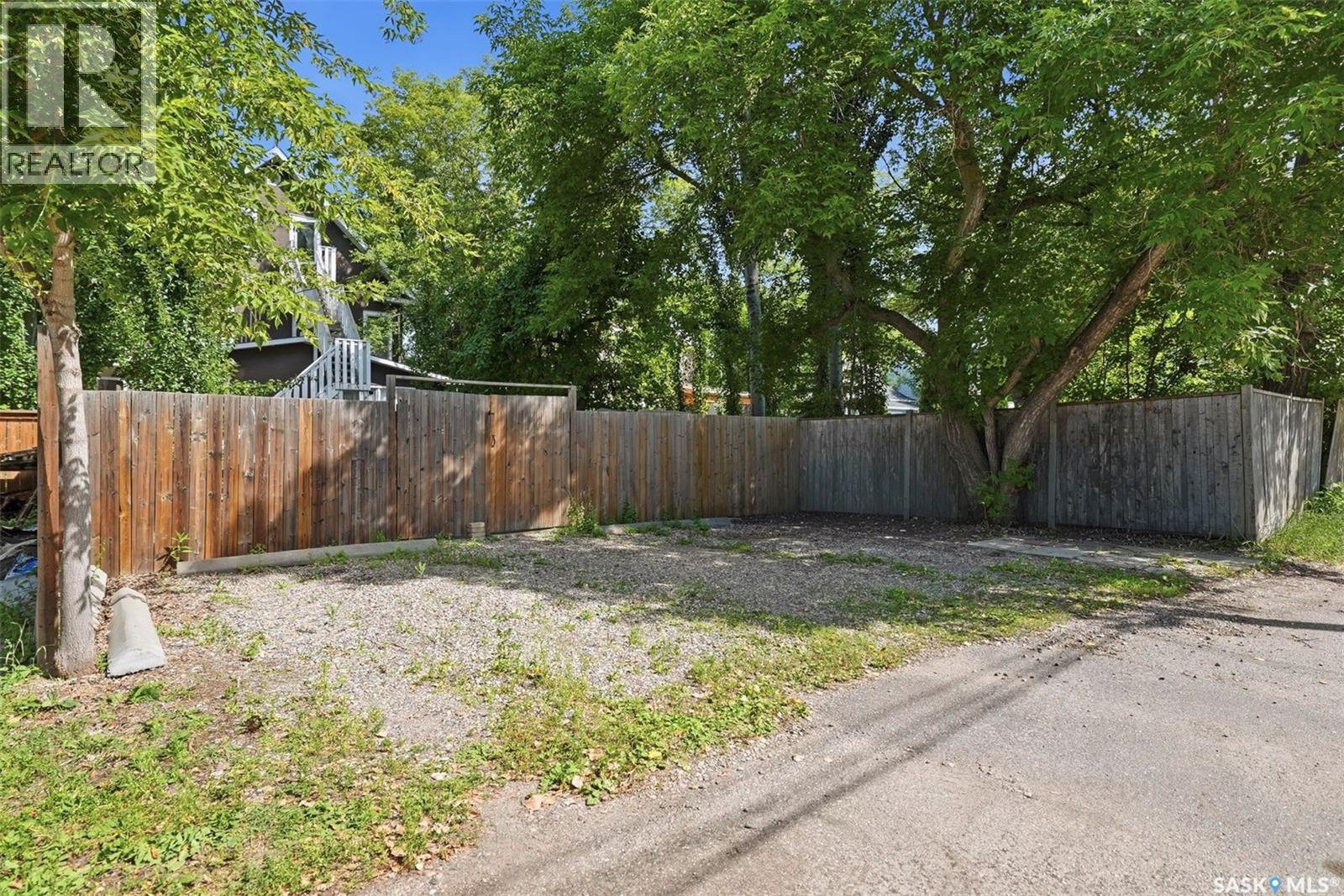 817 8th AVENUE N - 50