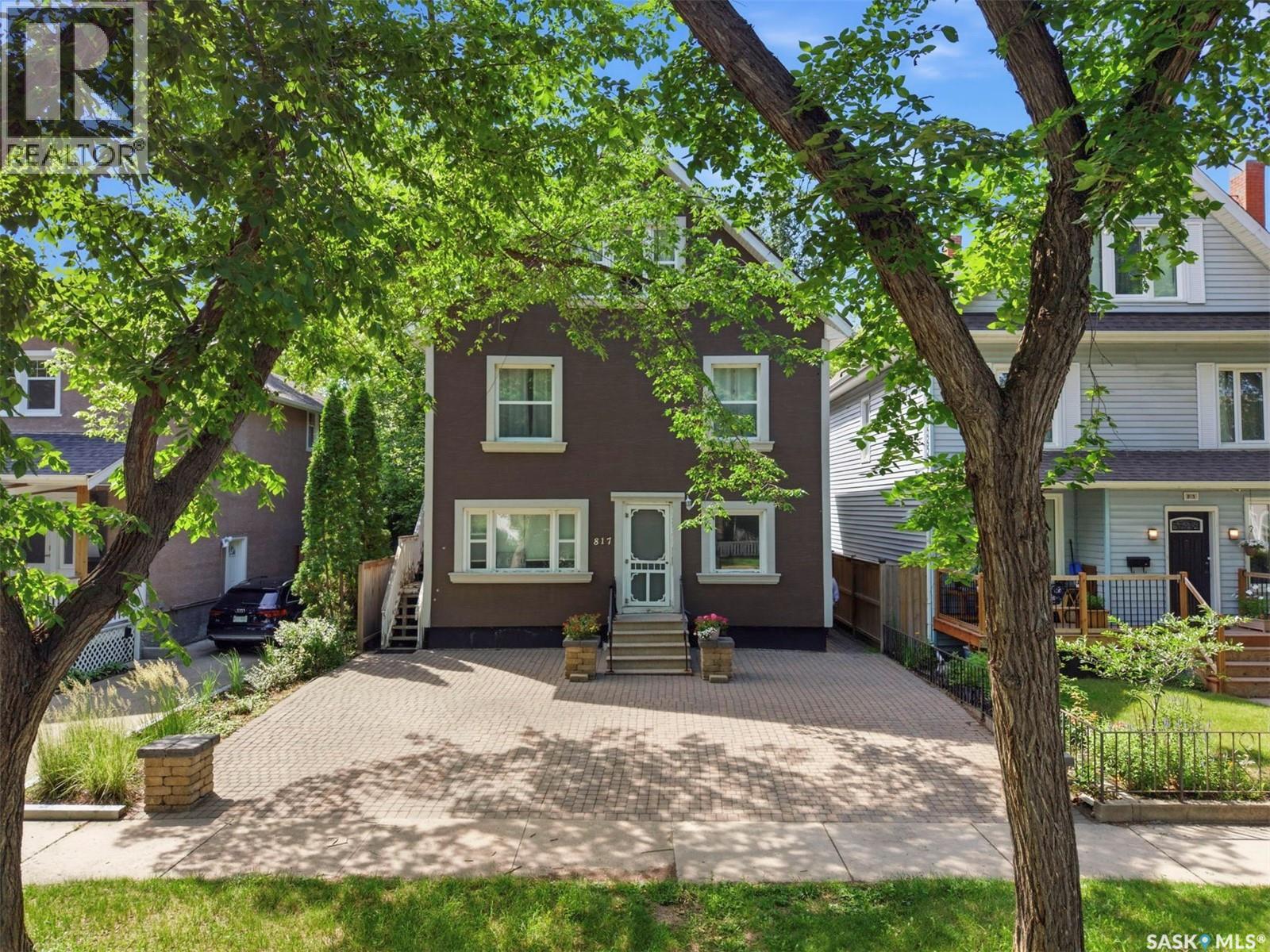 817 8th AVENUE N - 51