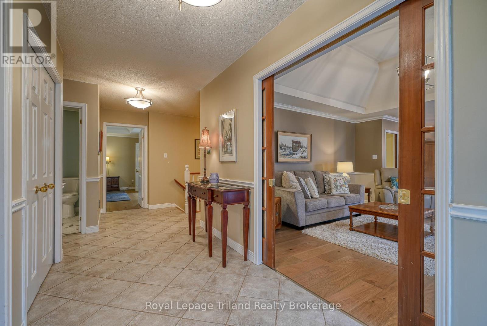623 LANSDOWNE AVENUE - 10