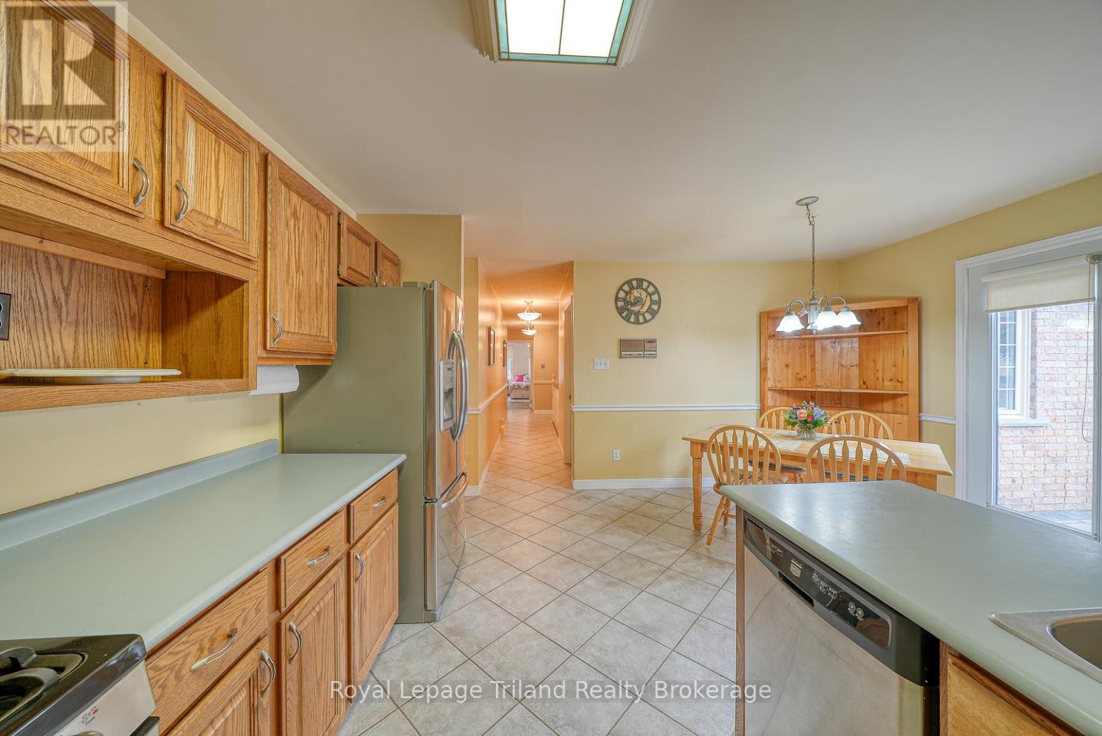 623 LANSDOWNE AVENUE - 17