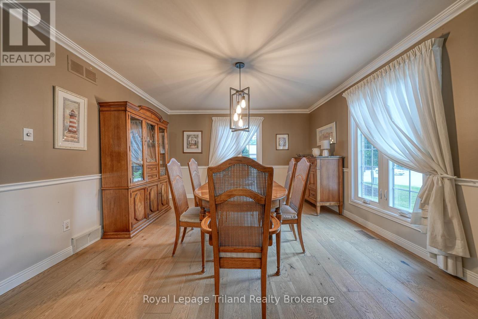 623 LANSDOWNE AVENUE - 14