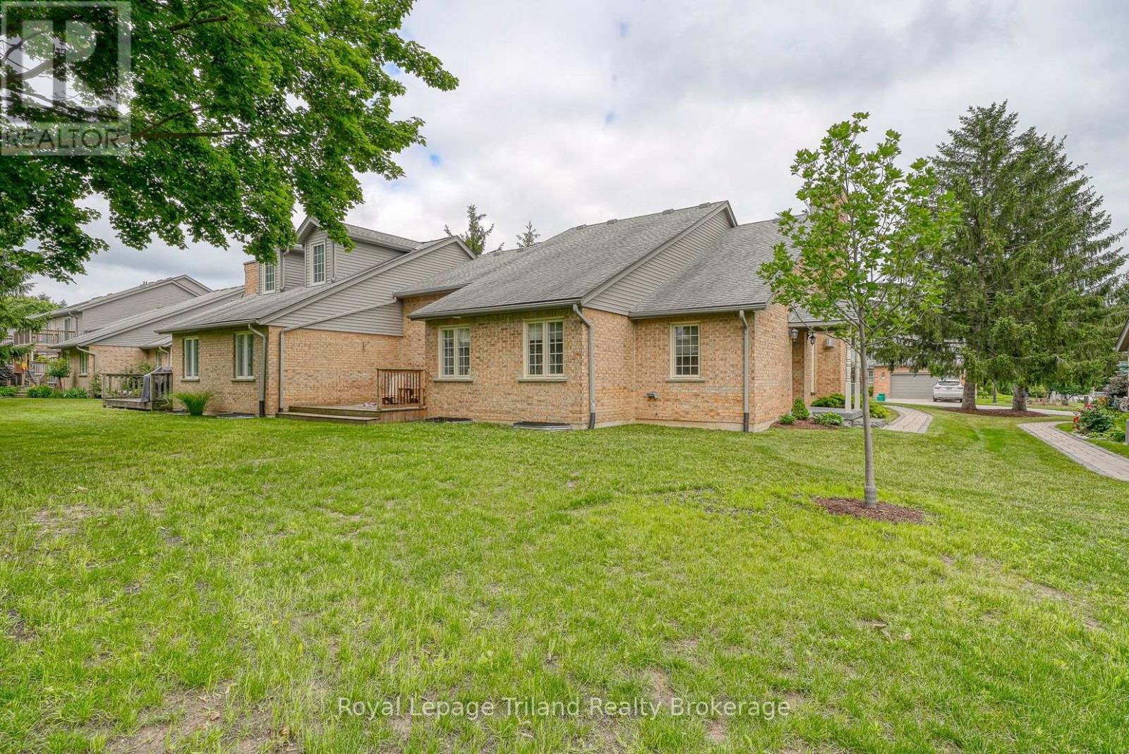 623 LANSDOWNE AVENUE - 47