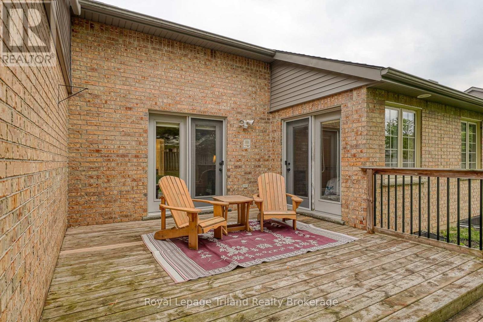 623 LANSDOWNE AVENUE - 44