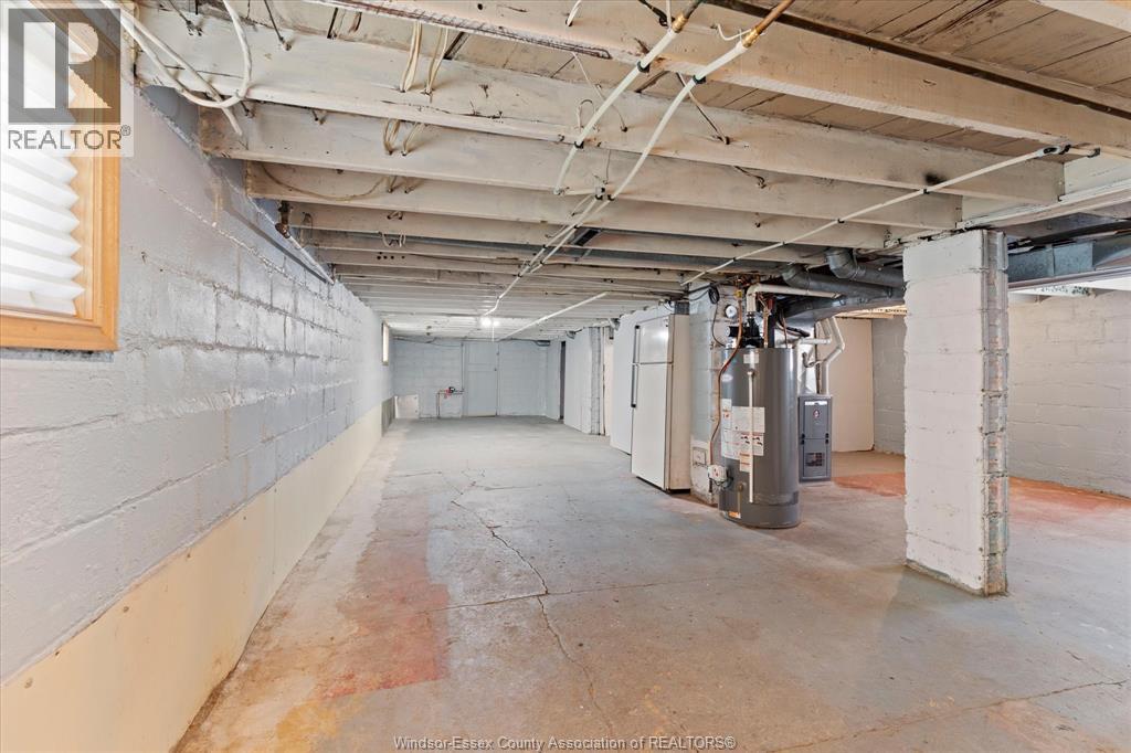 663 BROCK STREET - 26