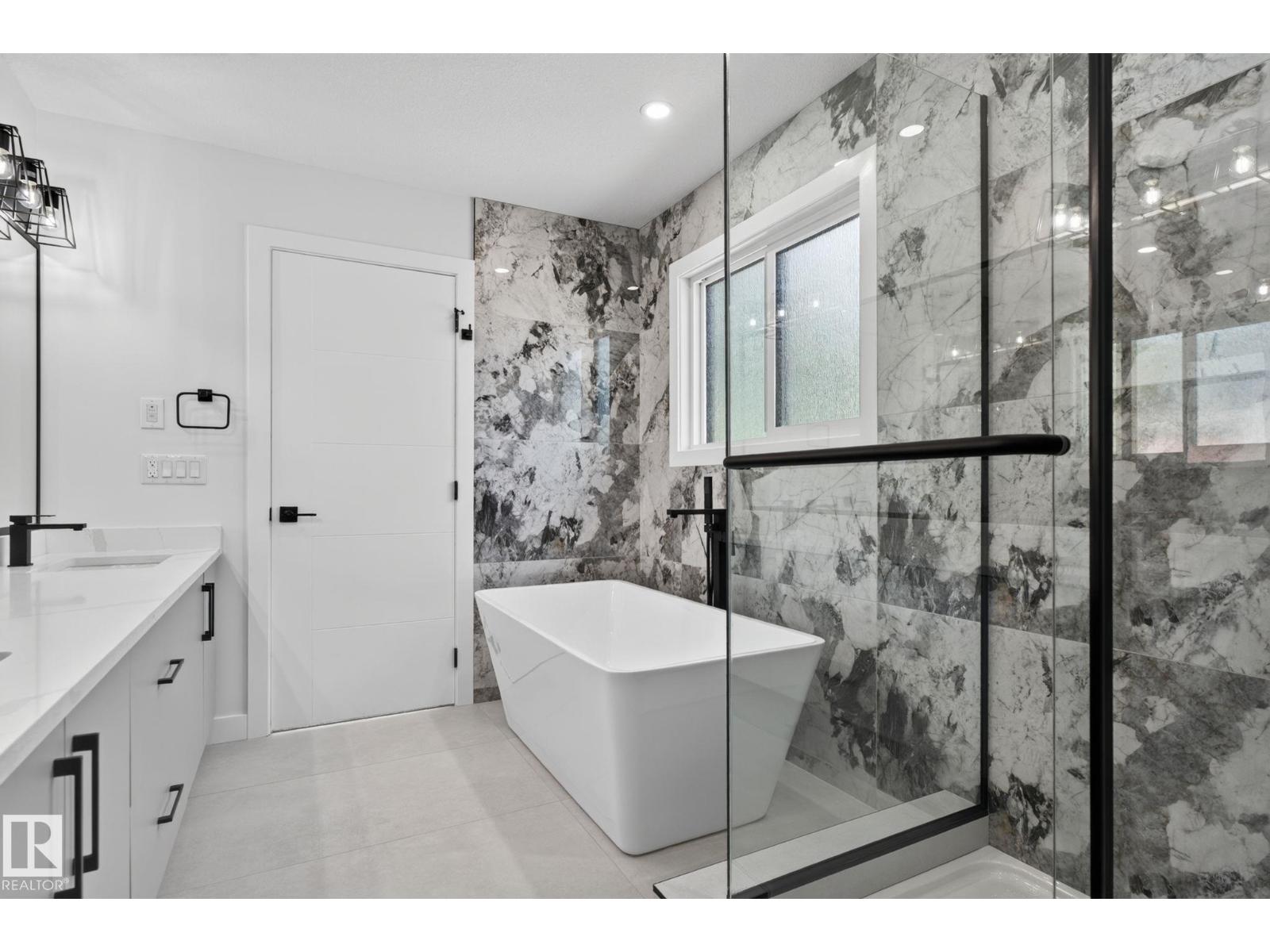 11707 123 ST NW - 37