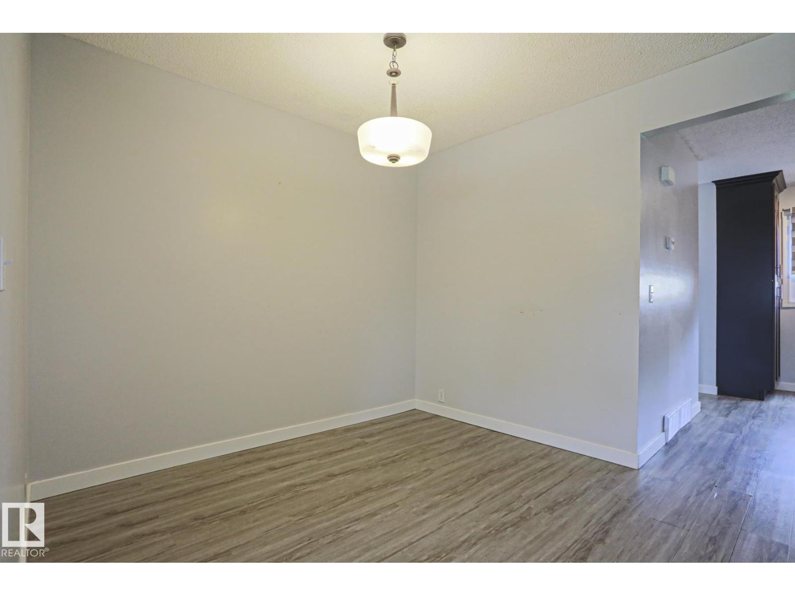 355 KIRKPATRICK CR NW - 6