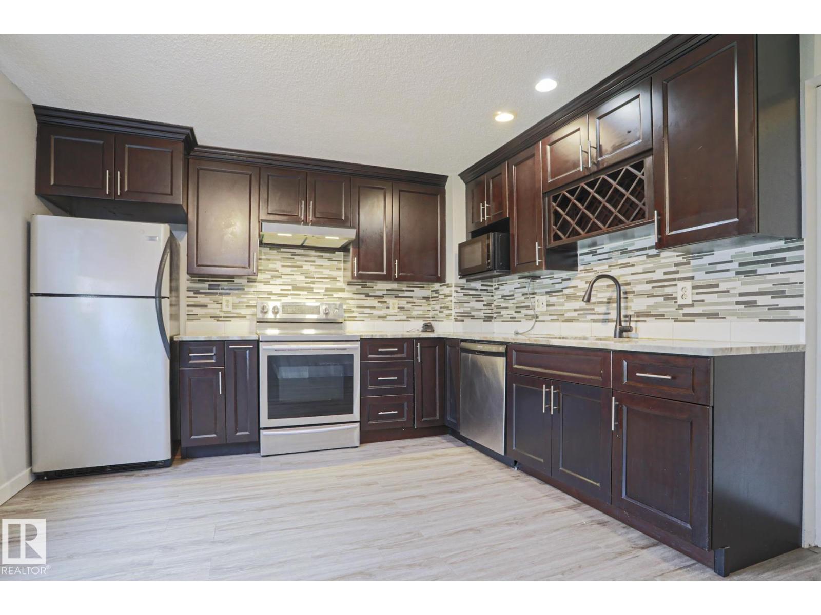 355 KIRKPATRICK CR NW - 13