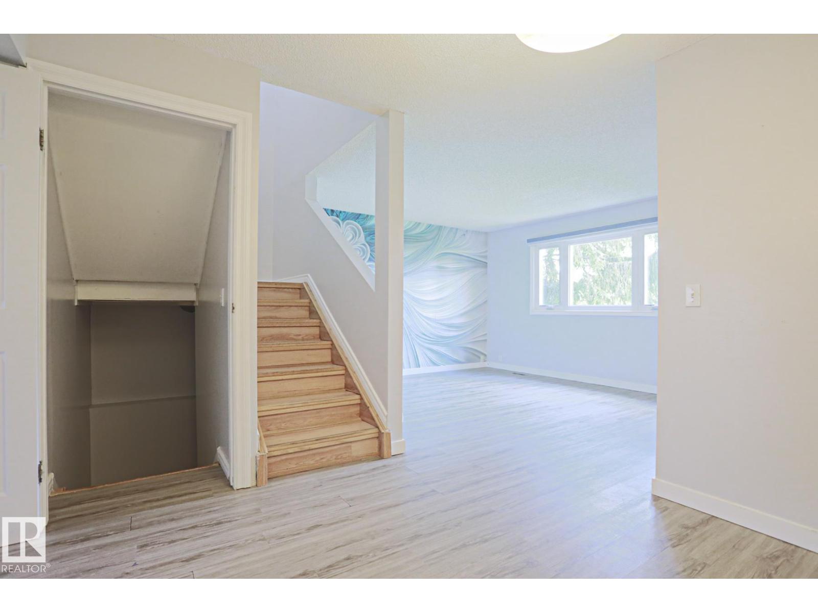 355 KIRKPATRICK CR NW - 8